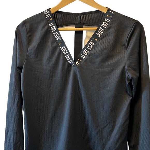 NIKE DRI FIT Black Lightweight Cut Out Workout Long Sleeve Top S - Picture 2 of 7